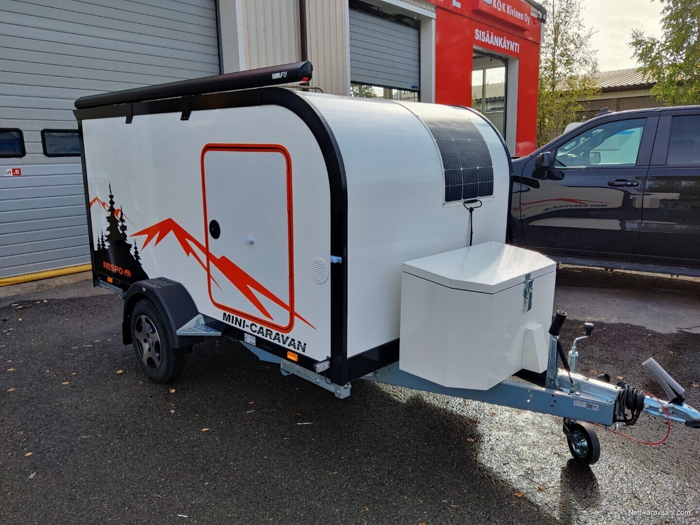 eb544378215094b0-large.jpg (437 KB)